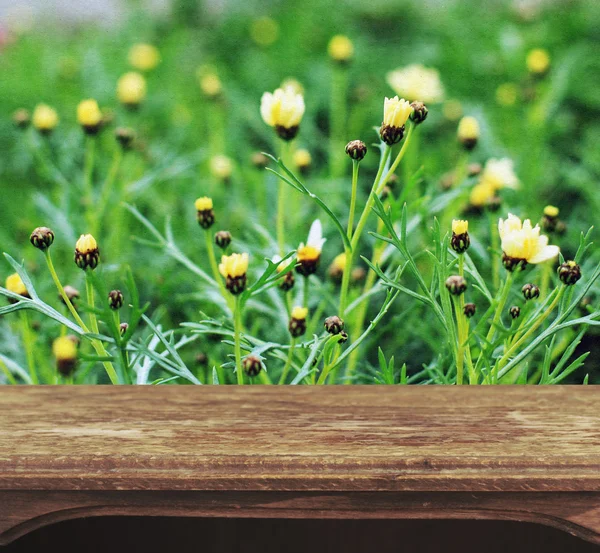 Ročník dřevěný stůl s texturou přirozená — Stock fotografie