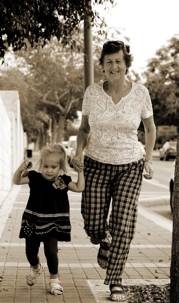 Happy Grandma With Granddaughter — Stock Photo, Image