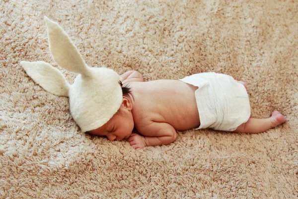 Funny sleeping newborn baby — Stock Photo, Image