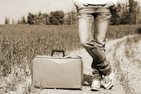 Woman with suitcase — Stock Photo, Image