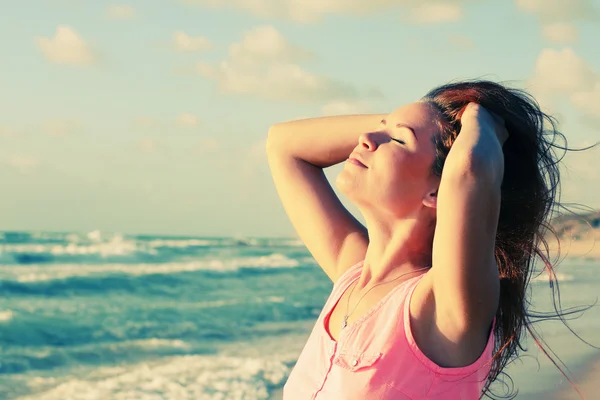 Happy woman outdoors — Stock Photo, Image