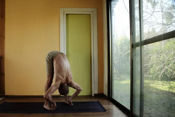 Yoga Lesson Man Practices Yoga Home — Stok fotoğraf