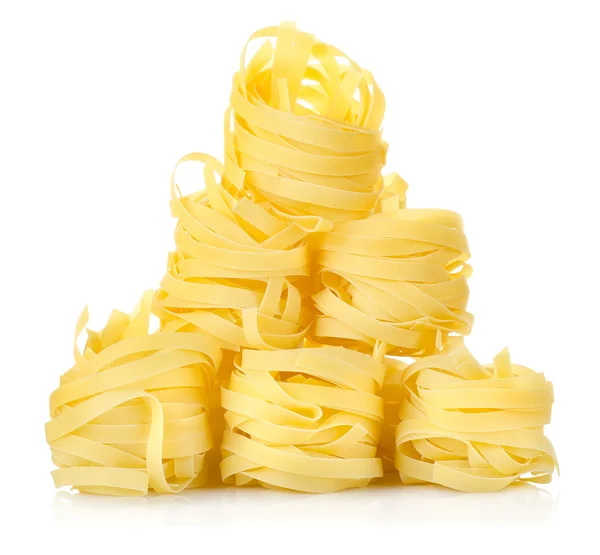 Pilha de macarrão tagliatelle — Fotografia de Stock