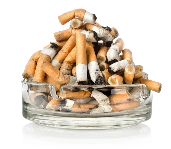 Posacenere e sigarette — Foto Stock