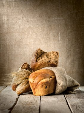 ürün çeşitliliği içinde ekmek