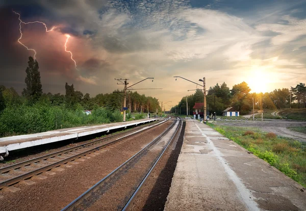 Dåligt väder över järnvägen — Stockfoto