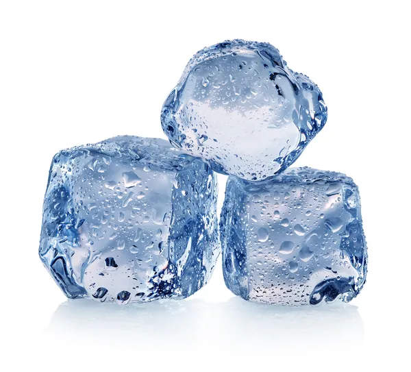 Drie stukken van ijs — Stockfoto