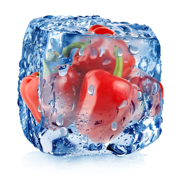 Red pepper in ice cube — Stock Photo, Image