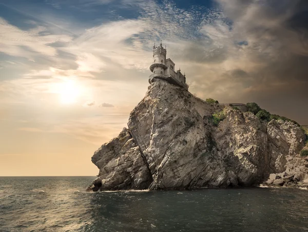 Felsen im Meer — Stockfoto