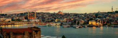 Günbatımında İstanbul Panoraması