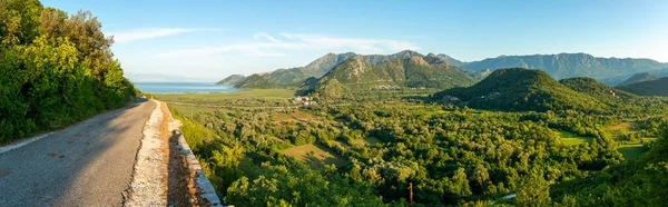 Panoramabergen i Montenegro — Stockfoto
