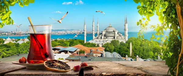 Tee Und Blaue Moschee Und Bosporus Istanbul Türkei — Stockfoto