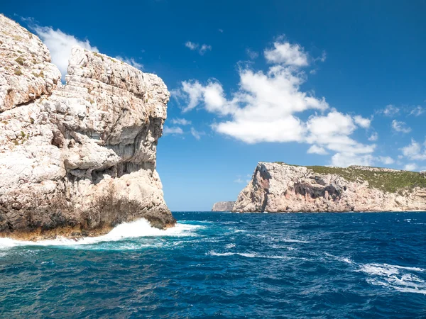 Coastal cliffs — Stock Photo, Image