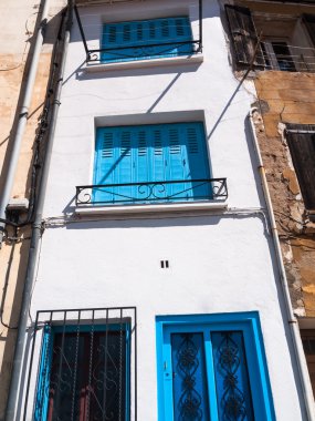 dar Akdeniz evin cephe