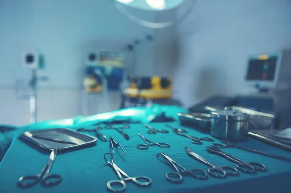 Hastanedeki Cerrahi Venöz Damar Cerrahi Kliniğinin Ameliyathanesinde Yataklar Konforlu Tıbbi — Stok fotoğraf
