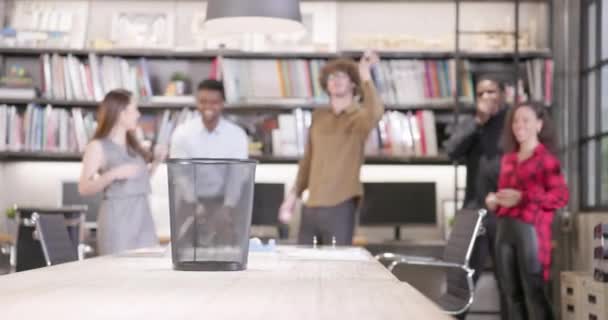 Team Building Exercises Coworkers Play Office Basketball Papers Rubbish Bins — Stock Video