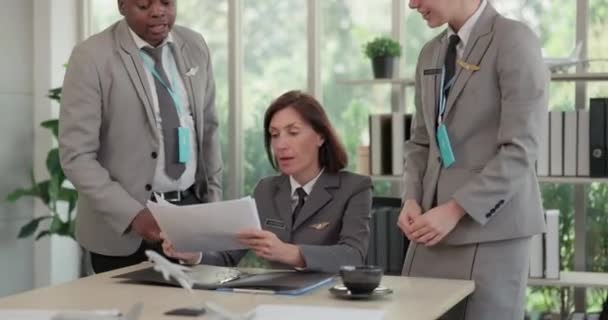 African American Airline Business Manager Meets Caucasian Workers Examine Airline — Vídeos de Stock