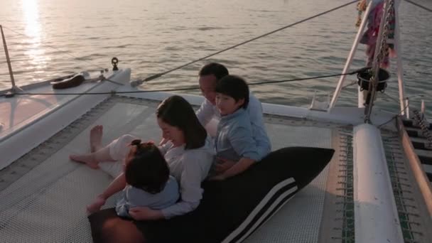 Asian Family Having Good Time Spending Time Yacht Sunset Wonderful — Stockvideo