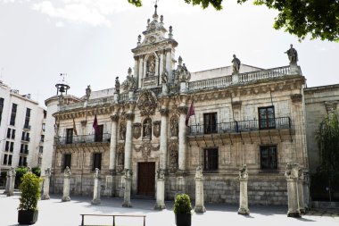 Valladolid Üniversitesi