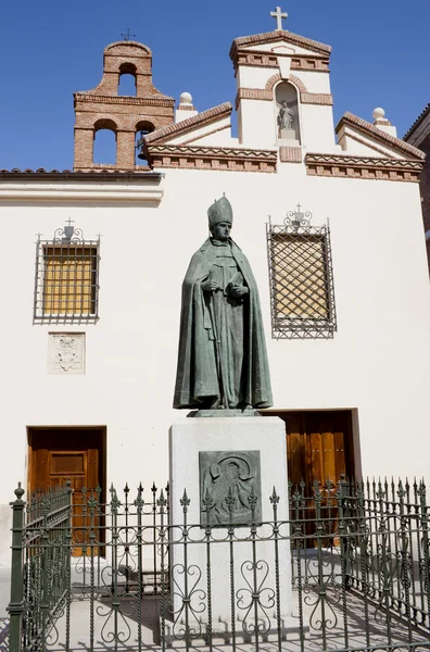 Monument Cardinal Cisneros — Stock Photo, Image