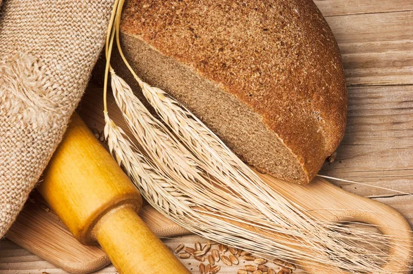 Bread and ears — Stock Photo, Image