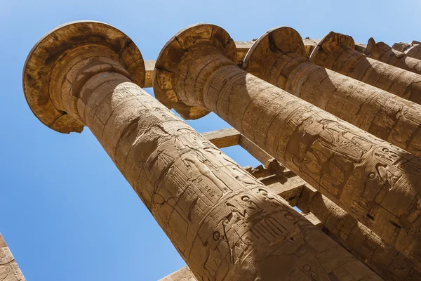 Oude ruïnes van Karnak tempel in Egypte — Stockfoto