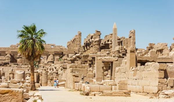 Antiguas ruinas del templo de Karnak en Egipto —  Fotos de Stock