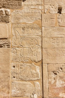 Mısır 'daki Karnak tapınağının antik kalıntıları