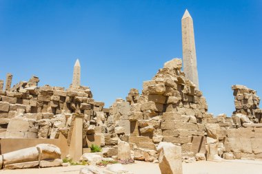 Mısır 'daki Karnak tapınağının antik kalıntıları