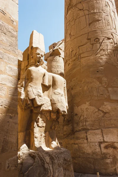 Древние руины храма Карнак в Египте — стоковое фото