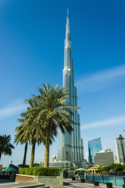 yüksek binaları ve sokakları Dubai, Birleşik Arap Emirlikleri