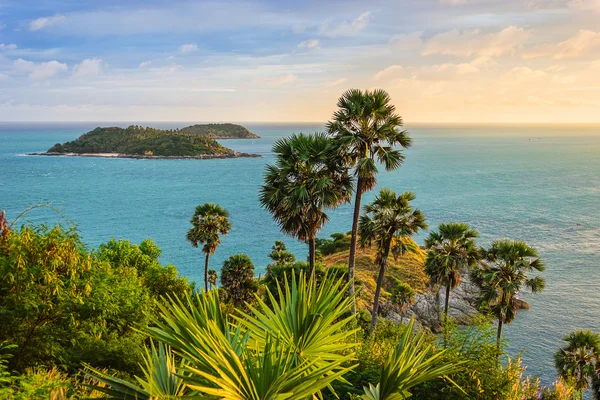 Cape is a mountain of rock in Phuket, Thailand — Stock Photo, Image