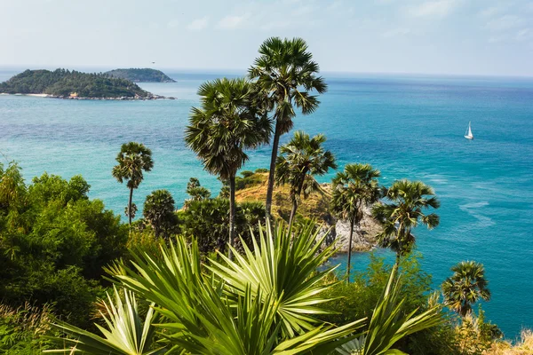 Cape is a mountain of rock in Phuket, Thailand — Stock Photo, Image