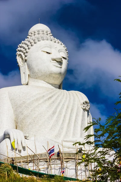 Grote Boeddha monument in thailand — Stockfoto