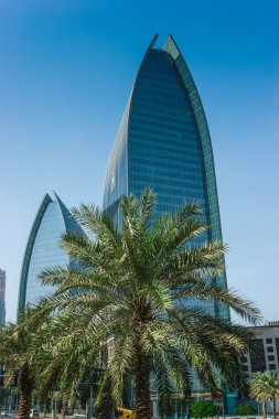 Dubai 2002 arasında dünyanın en hızlı gelişen şehrinde yapıldı.