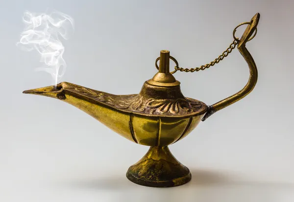 Aladdin projeto lâmpada mágica leste — Fotografia de Stock