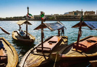 tekneler defne Creek, dubai, Birleşik Arap Emirlikleri