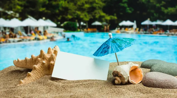 Umbrella on the sand — Stock Photo, Image