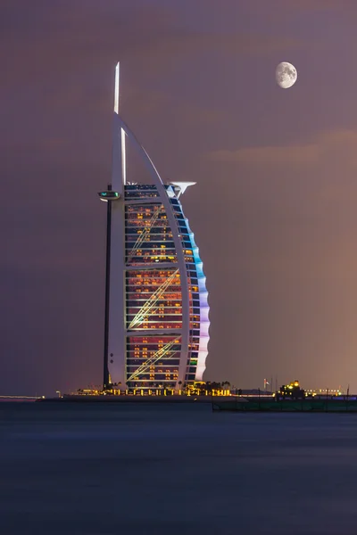 Burj Al Arab Hotel เมื่อวันที่ 17 พฤศจิกายน 2012 ในดูไบ — ภาพถ่ายสต็อก