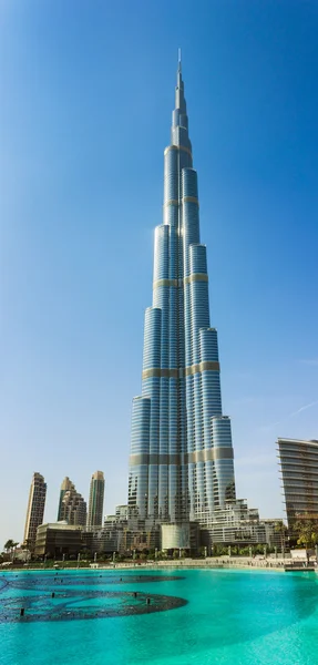 High rise buildings and streets in Dubai, UAE — Stock Photo, Image