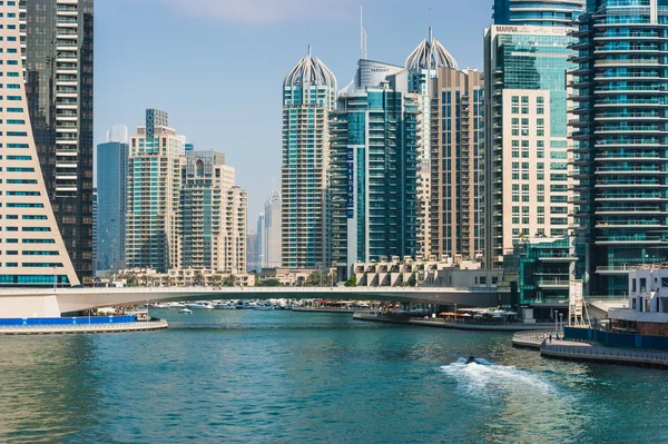 Yacht Club à Dubai Marina . — Photo
