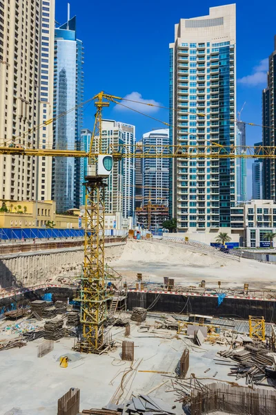 Construction of skyscrapers in Dubai UAE — Stock Photo, Image