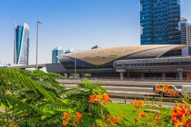 Dubai Metro dünyanın en uzun tam otomatik metro ağı