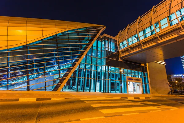 Dubai Metro as world's longest fully automated metro network — Stock Photo, Image