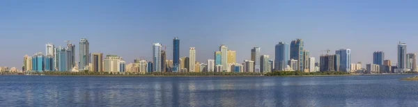 Sharjah - třetí největší a nejlidnatější město v SAE — Stock fotografie