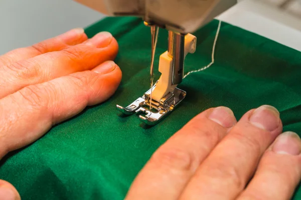 Sewing machine — Stock Photo, Image