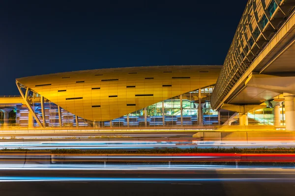 Dubai Metro als längstes vollautomatisiertes U-Bahn-Netz der Welt — Stockfoto