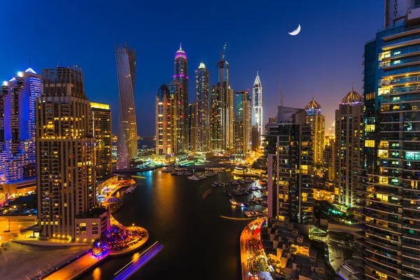 Dzielnicy Dubai marina. Zjednoczone Emiraty Arabskie — Zdjęcie stockowe