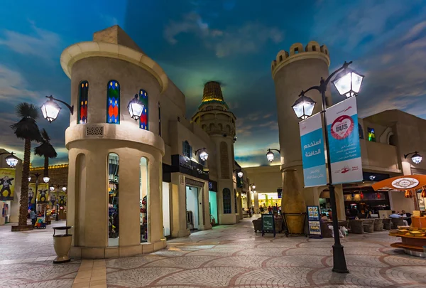 Battuta mall is de mooiste supermarkt in dubai — Stockfoto