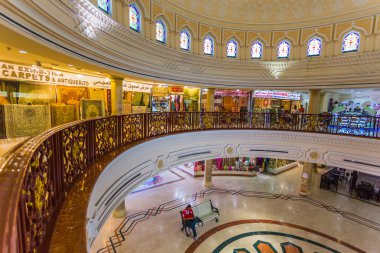 Merkez souq mega alışveriş merkezi